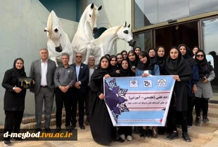 حضور دانشجویان دانشگاه ملی مهارت واحد دختران میبد در جشنواره زیبایی اسب اصیل عرب کشور
 2