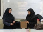 تقدیر از استاد کارآفرین به مناسب آغاز هفته کار آفرینی در آموزشکده ملی مهارت دختران میبد 2