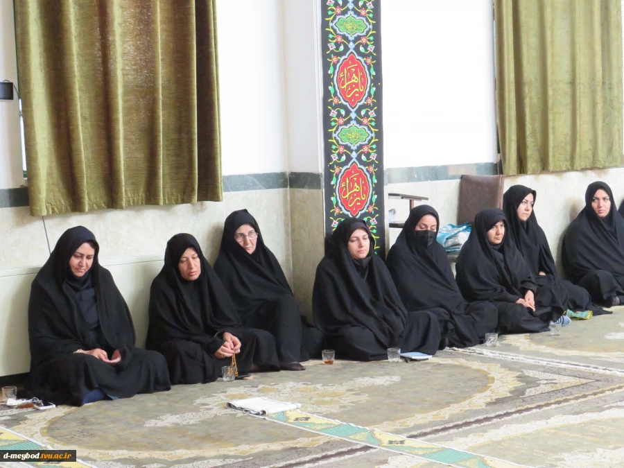 برگزاری مراسم پرشکوه عزاداری شهادت حضرت زهرا(س) در آموزشکده ملی مهارت دختران میبد 2