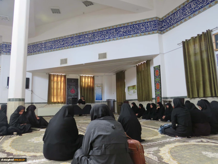 برگزاری مراسم پرشکوه عزاداری شهادت حضرت زهرا(س) در آموزشکده ملی مهارت دختران میبد 6