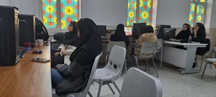 نشست تخصصی «از ایده تا هویت: طراحی حرفه‌ای برند بوک» در دانشگاه ملی مهارت دختران میبد 2