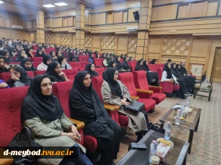 حضور پرشور دانشجویان کامپیوتر در همایش امنیت سایبری با همراهی عضو هیئت علمی 2