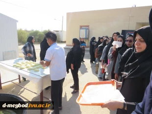 مراسم پخت و پخش نان روغنی«لتیرگ» در آموزشکده ملی مهارت دختران میبد  8