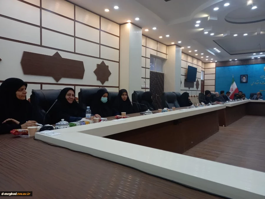 برگزاری کمیسیون ویژه دانشجویی میبد با حضور مسئولان و نمایندگان دانشجویان 3