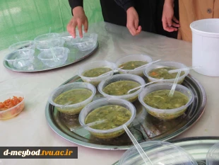 آش متبرک فاطمی؛ پیشکشی از مهر همکاران به نام حضرت زهرا (س) در آموزشکده ملی مهارت دختران میبد 6