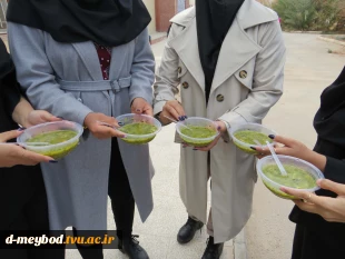 آش متبرک فاطمی؛ پیشکشی از مهر همکاران به نام حضرت زهرا (س) در آموزشکده ملی مهارت دختران میبد 7
