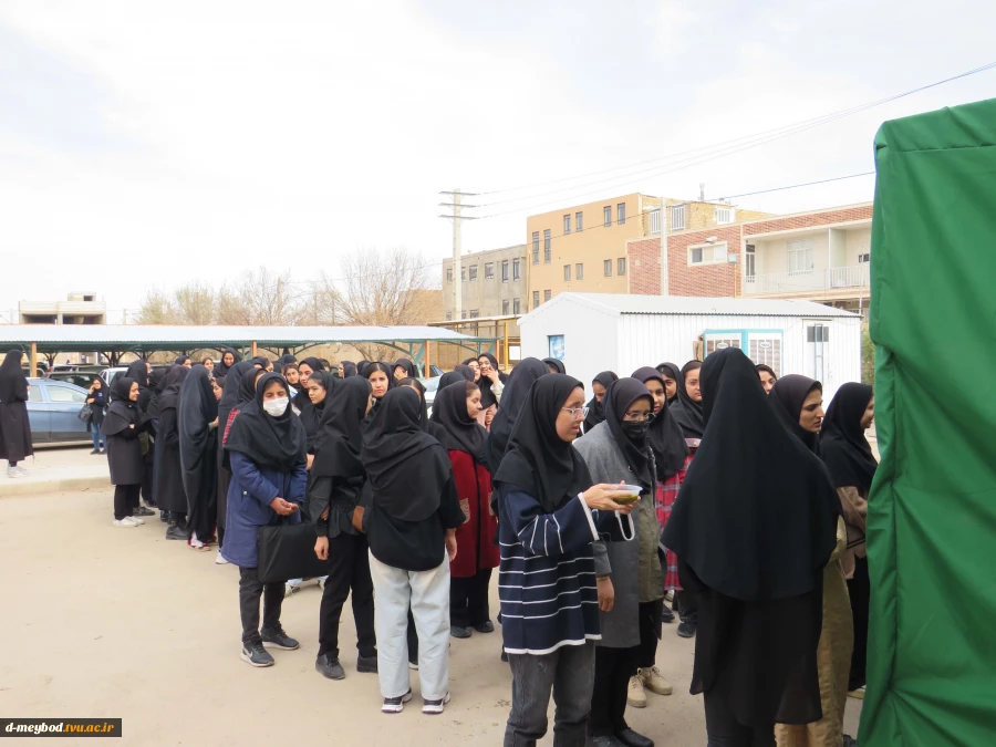 آش متبرک فاطمی؛ پیشکشی از مهر همکاران به نام حضرت زهرا (س) در آموزشکده ملی مهارت دختران میبد 9