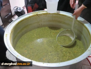آش متبرک فاطمی؛ پیشکشی از مهر همکاران به نام حضرت زهرا (س) در آموزشکده ملی مهارت دختران میبد 10