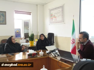 برگزاری جلسه تخصصی آموزشی با حضور دکتر امیدپناه ودکتر عمرانی در آموزشکده ملی مهارت دختران میبد 9
