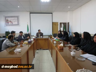 برگزاری کمیته تخصصی پوشاک با حضور فعالان صنعت در آموزشکده ملی مهارت دختران میبد
 2