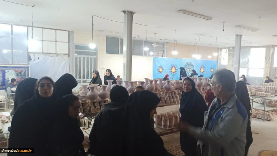 بازدید عملیاتی دانشجویان سرامیک از شرکت چینی مروارید: پنجره‌ای به دنیای صنعت 3