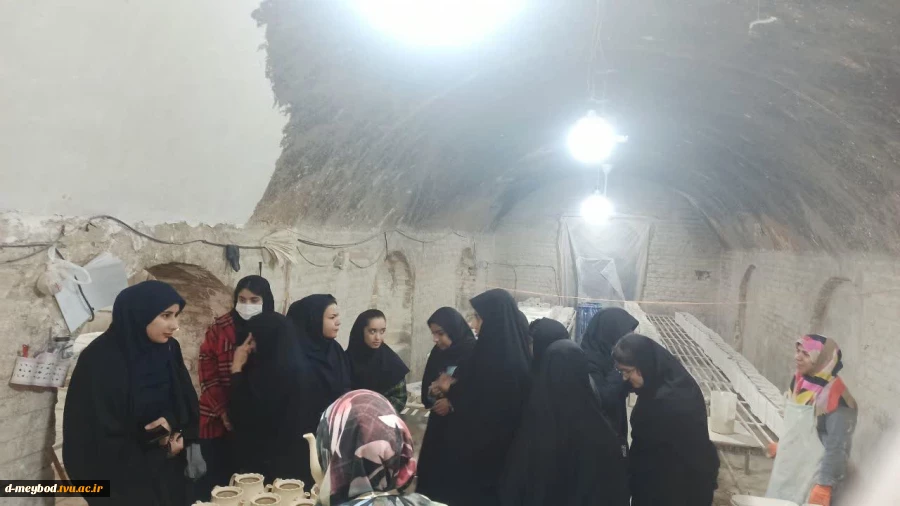 بازدید عملیاتی دانشجویان سرامیک از شرکت چینی مروارید: پنجره‌ای به دنیای صنعت 6