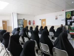 مراسم بزرگداشت  و خونخواهی رهبر شهید، نماد استقامت و شجاعت ملت در آموزشکده ملی مهارت دختران میبد 3