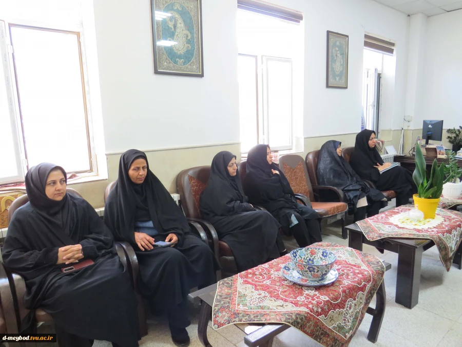 برگزاری نخستین نشست هم‌اندیشی کارکنان در سال ۱۴۰۵ در آموزشکده ملی مهارت دختران میبد 4