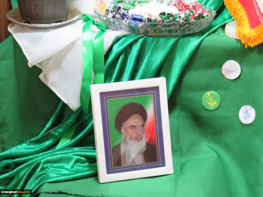 نشست بصیرتی «سیره امیرالمؤمنین علی(ع) در مدیریت چالش‌های اجتماع» در آموزشکده ملی مهارت دختران میبد 4