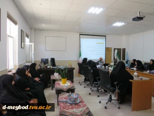نشست بصیرتی «سیره امیرالمؤمنین علی(ع) در مدیریت چالش‌های اجتماع» در آموزشکده ملی مهارت دختران میبد 12