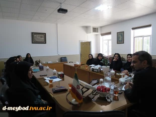 برگزاری جلسه شورای آموزشی آموزشکده ملی مهارت دختران میبد با حضور معاون آموزشی استان 4