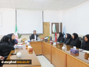 برگزاری جلسه شورای آموزشی آموزشکده ملی مهارت دختران میبد با حضور معاون آموزشی استان 5