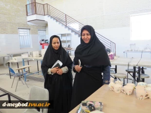 بازدید ریاست  آموزشکده ملی مهارت دختران میبد از کارگاه سرامیک 8