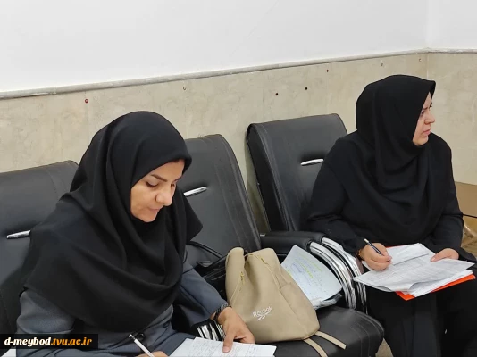 برگزاری جلسه آموزشی با هدف برنامه‌ریزی درسی ترم ۰۵۱در آموزشکده ملی مهارت دختران میبد